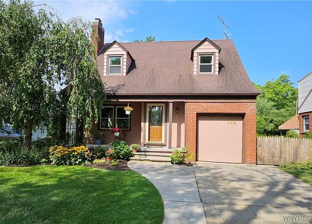 Property at 118 Allenhurst Rd, Amherst, NY 14226, 3 beds, 1.5 baths