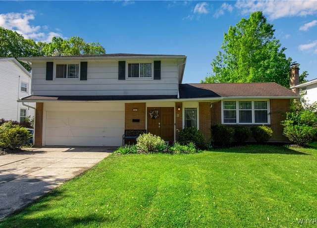 Property at 82 Cherrywood Dr, Amherst, NY 14221, 4 beds, 2.5 baths