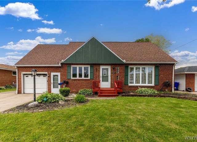 Property at 201 Bernadette, West Seneca, NY 14224, 3 beds, 2 baths