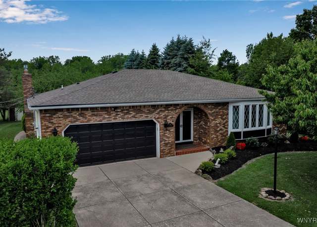 Property at 6182 Townline Rd, Wheatfield, NY 14094, 3 beds, 2.5 baths