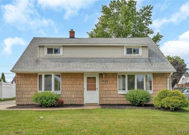 Property at 121 E Somerset Ave, Tonawanda-town, NY 14150, 4 beds, 1 bath