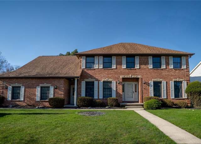 Property at 32 Pino Verde Ln, Amherst, NY 14221, 4 beds, 2.5 baths