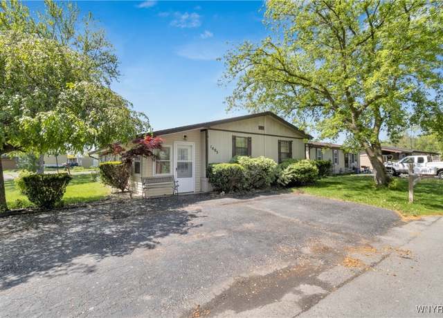Property at 1405 Elderberry, Niagara Falls, NY 14304, 3 beds, 2 baths