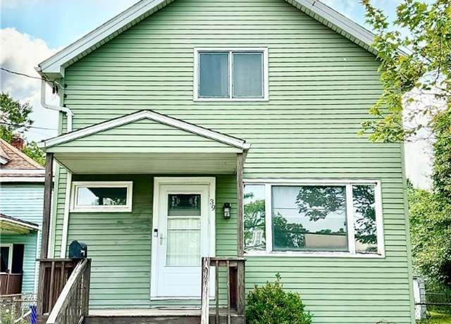 Property at 39 Klas Ave, West Seneca, NY 14224, 3 beds, 1.5 baths