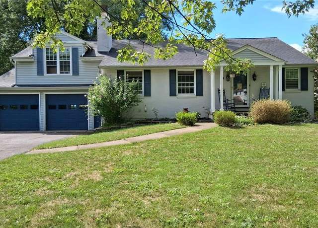 Property at 140 Parkledge Dr, Amherst, NY 14226, 5 beds, 2.5 baths