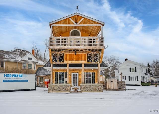 Property at 270 Lake St, Wilson, NY 14172, 1 bed, 3 baths