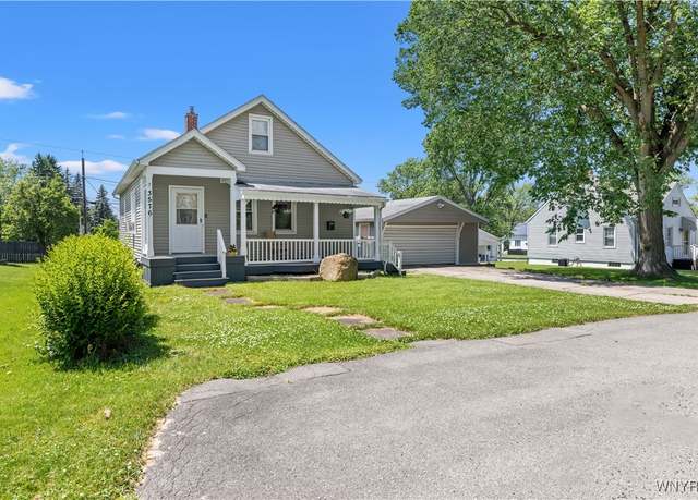 Property at 3576 James St, Hamburg, NY 14219, 2 beds, 1 bath