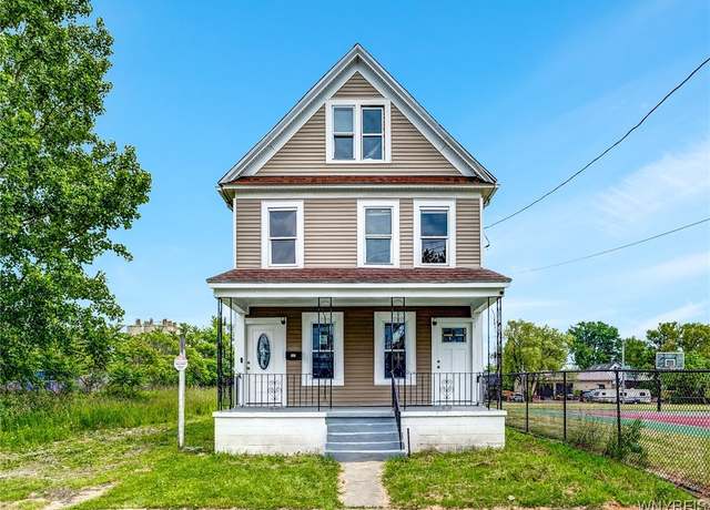 Property at 137 Milton St, Buffalo, NY 14210, 6 beds, 2 baths