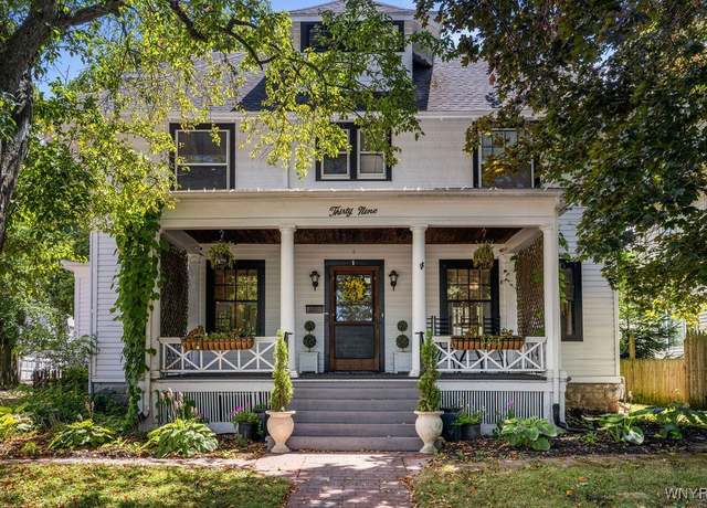 Property at 39 Spalding St, Lockport City, NY 14094, 6 beds, 2.5 baths