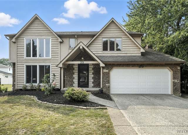 Property at 29 Brush Creek Rd, Amherst, NY 14221, 4 beds, 2.5 baths