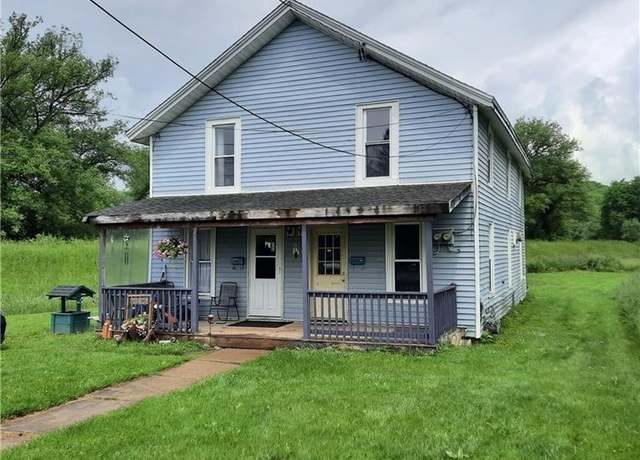 Property at 37 Elm St, Franklinville, NY 14737, 4 beds, 2 baths