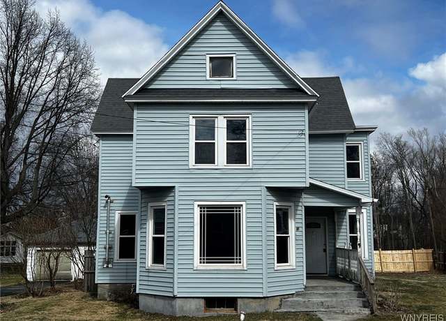 Property at 27 Central Ave, Portland, NY 14716, 5 beds, 2 baths