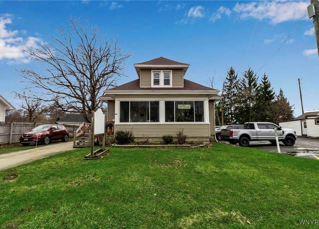 Property at 3764 N Buffalo Rd, Orchard Park, NY 14127, 4 beds, 2.5 baths