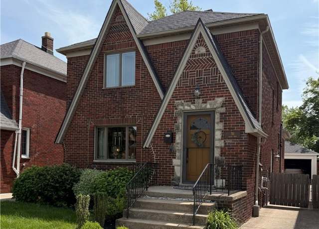 Property at 711 Colvin Blvd, Tonawanda-town, NY 14217, 3 beds, 2 baths