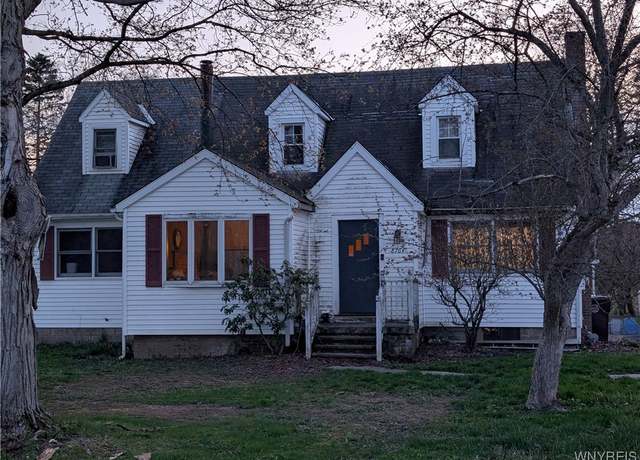 Property at 8764 West Ave, Eden, NY 14057, 4 beds, 2.5 baths