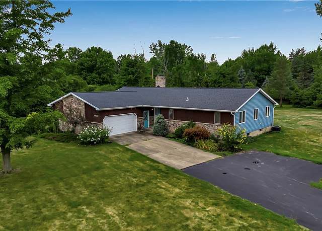 Property at 6810 Tuscany Ln, Clarence, NY 14051, 4 beds, 2 baths