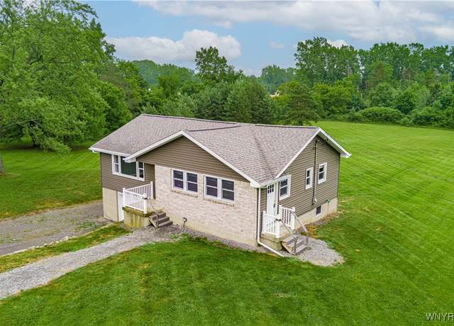 Property at 4468 Ridge Rd, Cambria, NY 14094, 3 beds, 1 bath
