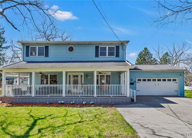 Property at 139 Lake Ave, Lancaster, NY 14086, 5 beds, 3 baths