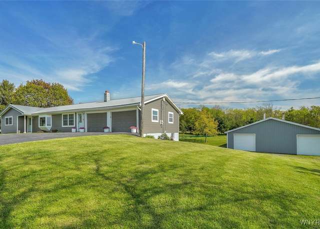 Property at 10067 Simonds Rd, Darien, NY 14005, 3 beds, 2.5 baths