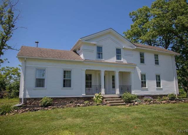 Property at 2784 Maple Rd, Wilson, NY 14172, 4 beds, 2 baths