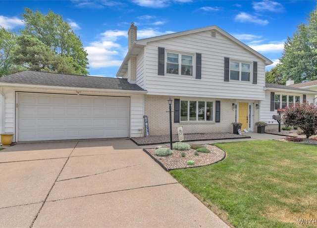 Property at 48 Woodbury Dr, Lockport City, NY 14094, 3 beds, 1.5 baths