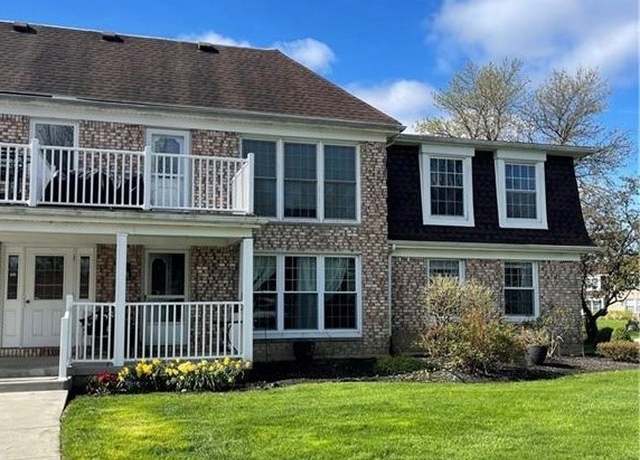 Property at 95 Carriage Dr #3, Orchard Park, NY 14127, 2 beds, 1.5 baths
