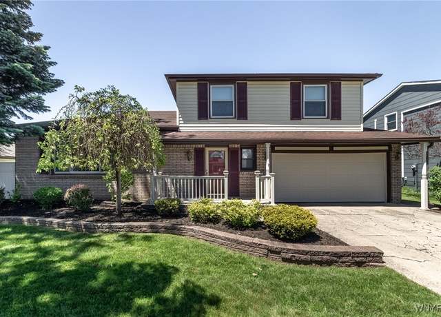 Property at 13 Robin Ct, West Seneca, NY 14224, 3 beds, 1.5 baths