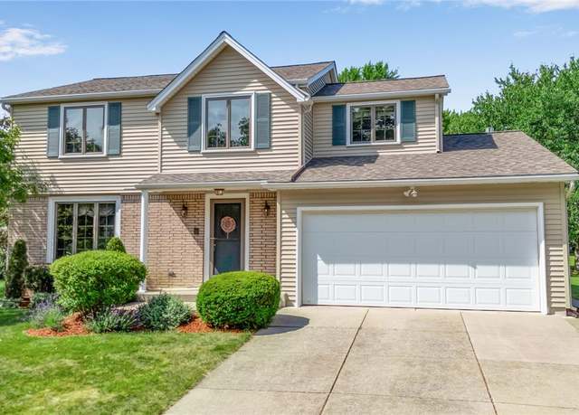 Property at 55 Mcintosh Dr, Lockport City, NY 14094, 4 beds, 1.5 baths