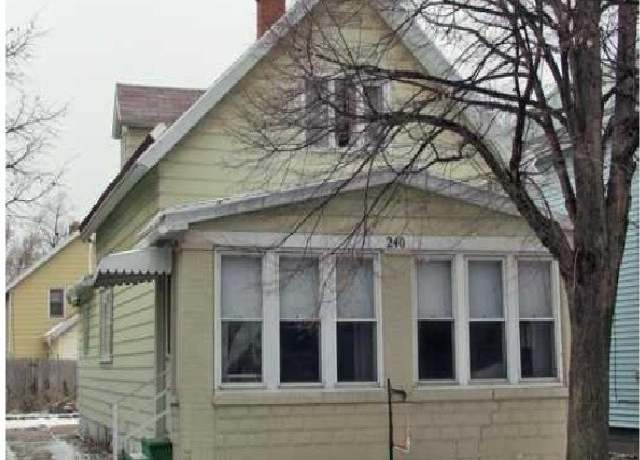 Property at 240 East St, Buffalo, NY 14207, 3 beds, 1 bath