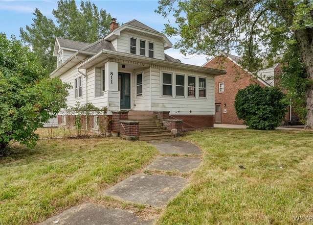 Property at 811 Cleveland Dr, Cheektowaga, NY 14225, 4 beds, 2 baths