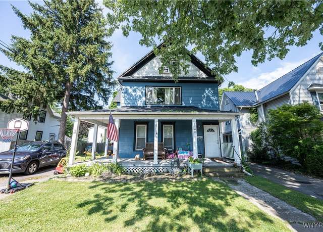 Property at 13 Highland Pl, Lancaster, NY 14086, 6 beds, 2 baths