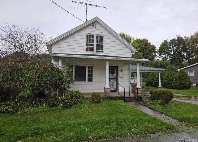 Property at 525 E State, Albion, NY 14411, 3 beds, 1 bath