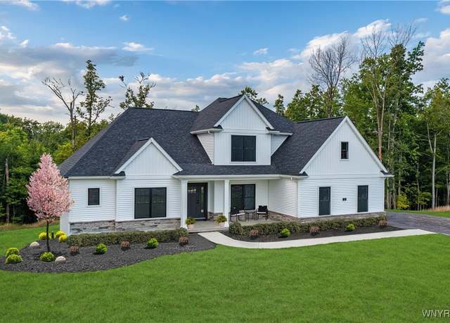 Property at 36 Fieldstream Ln, Lancaster, NY 14086, 3 beds, 2.5 baths