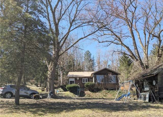 Property at 70 Wildemere Dr, Java, NY 14009, 2 beds, 1 bath
