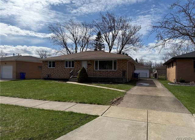 Property at 181 Elmsford Dr, West Seneca, NY 14224, 3 beds, 1 bath