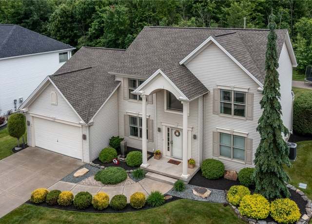 Property at 39 Chicory Ln, Lancaster, NY 14086, 5 beds, 2.5 baths