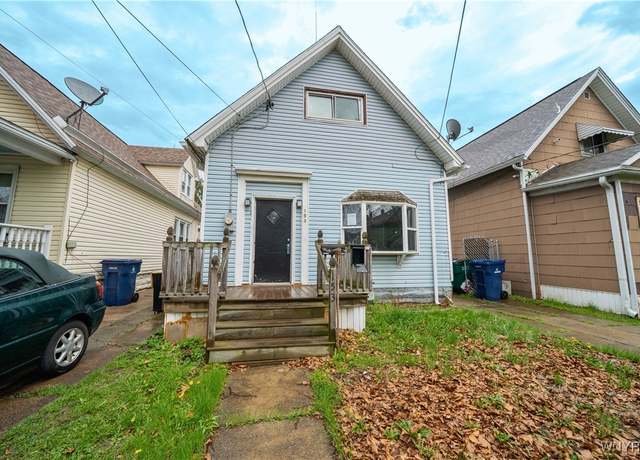 Property at 153 Ideal St, Buffalo, NY 14206, 6 beds, 2.5 baths