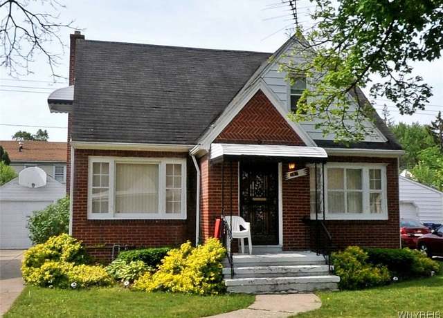 Property at 367 Phyllis Ave, Buffalo, NY 14215, 3 beds, 3 baths