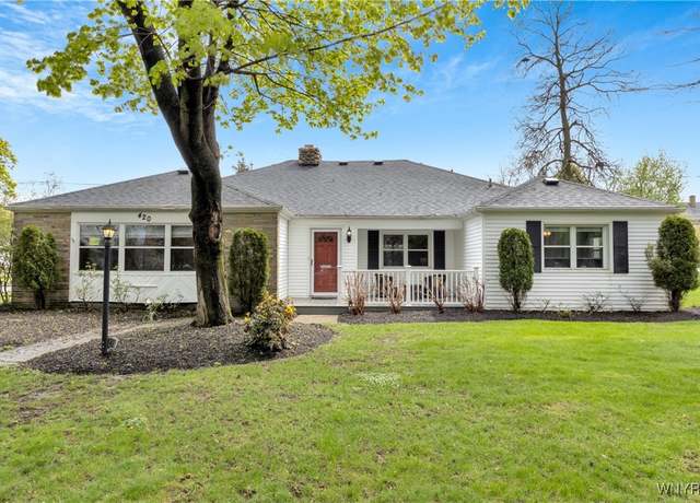 Property at 420 Brantwood Rd, Amherst, NY 14226, 4 beds, 2.5 baths