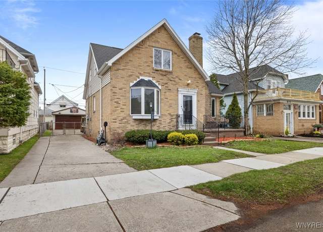 Property at 94 Pontiac St, Buffalo, NY 14206, 4 beds, 2.5 baths