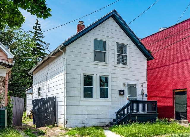 Property at 86 Deshler St, Buffalo, NY 14212, 4 beds, 1.5 baths
