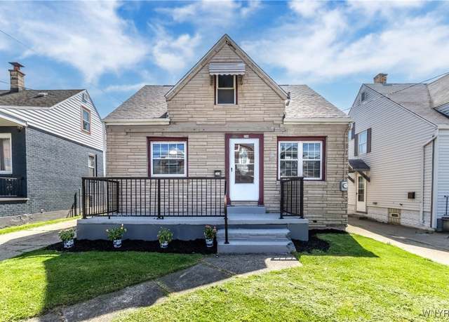 Property at 299 Fenton St, Buffalo, NY 14206, 3 beds, 1.5 baths