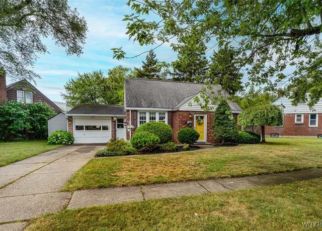 Property at 203 Fairvale Dr, Cheektowaga, NY 14225, 3 beds, 1 bath