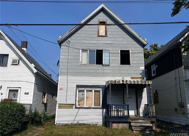Property at 120 Jones St, Buffalo, NY 14206, 5 beds, 2 baths