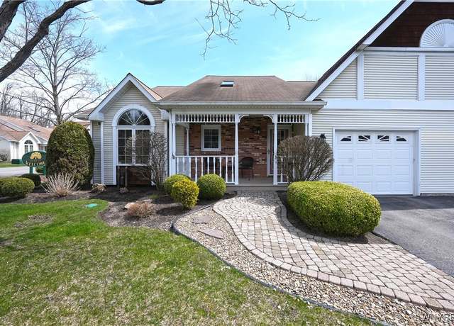 Property at 2 Sugar Berry Ln, Amherst, NY 14221, 2 beds, 2 baths