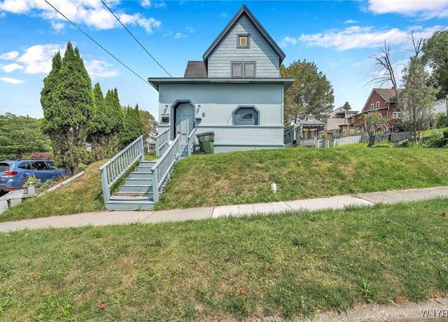 Property at 5 Kinney St, Jamestown, NY 14701, 3 beds, 1 bath