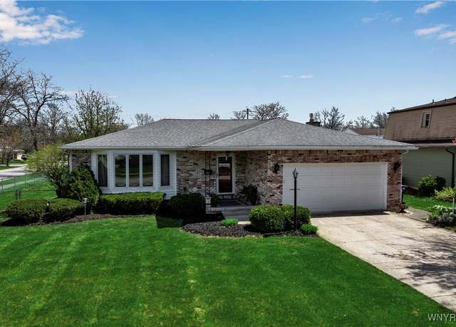 Property at 267 Sagewood Ter, Amherst, NY 14221, 3 beds, 2.5 baths