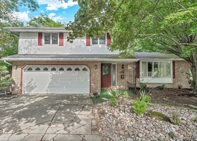 Property at 8 Countryside Ct, Amherst, NY 14221, 4 beds, 2 baths