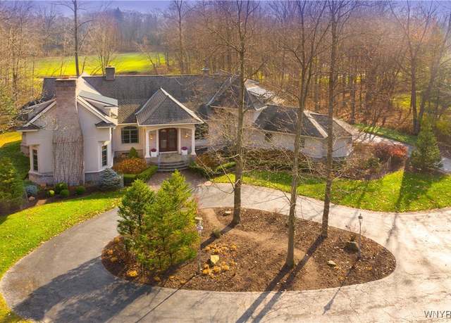 Property at 55 Troon Rd, Elma, NY 14052, 4 beds, 5.5 baths