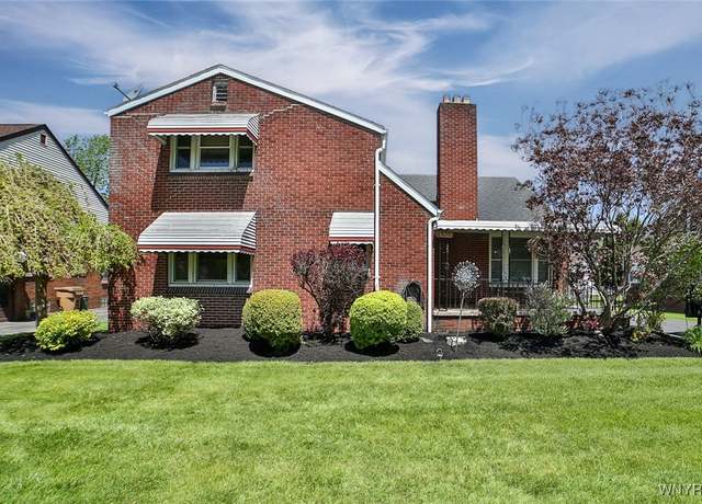Property at 696 Cleveland Dr, Cheektowaga, NY 14225, 4 beds, 1.5 baths